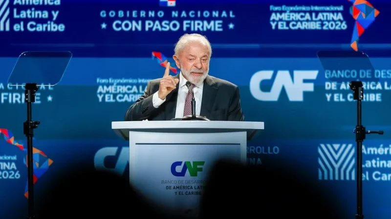 Lula defende união e afirma que América Latina só ganhará força com integração