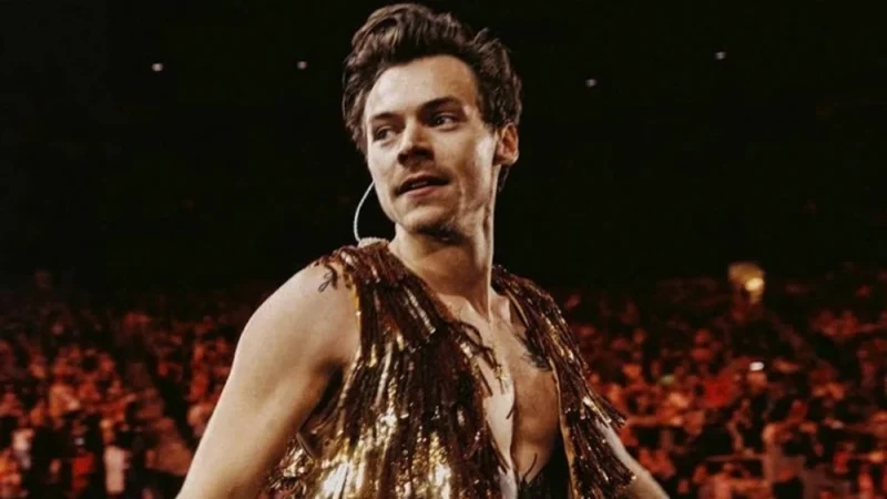 Harry Styles confirma apresentações no Brasil com nova turnê; confira datas e valores