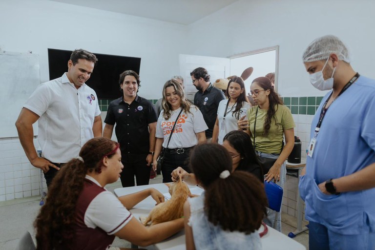 Lucas Ribeiro participa do Dia D do Pet Idoso em Campina Grande e ressalta ampliação das ações de proteção animal